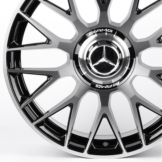 Литые диски 82511 Mercedes-Benz XF013 18 J8 ET40 5x112 66.45 черный глянец + полированые спицы: Фото 2