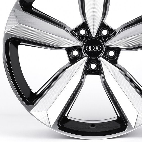 Литые диски 82091 Audi IVF-3056-CT508 19 J8.5 ET30 5x112 66.45 чёрный + полированные спицы: Фото 2
