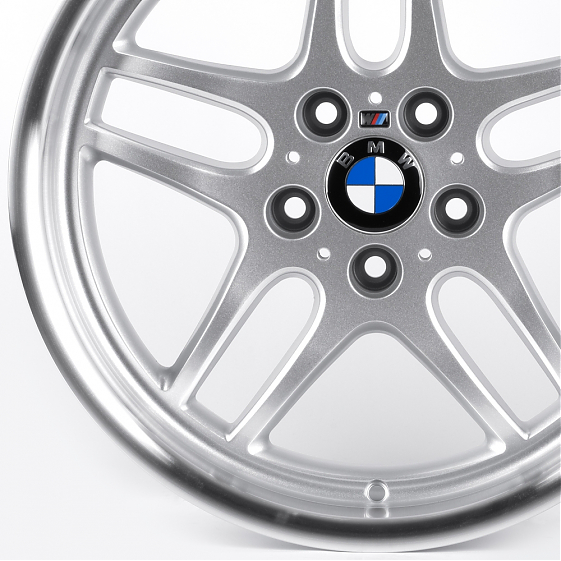 Литые диски 82070 BMW iV-141Q-FG582 18 J9.5 ET22 5x120 74.1 серебро + полированный обод: Фото 2