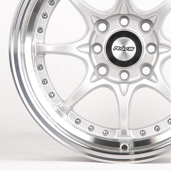 Литые диски 80470 Rays 1816-SK134 15 J6.5 ET35 4x100/4x114.3 56.6 серебро + полированный обод: Фото 2