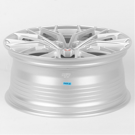Литые диски 80679 HRE LK013-FG441 18 J8 ET35 5x112 66,56 серебро + полированные спицы: Фото 7