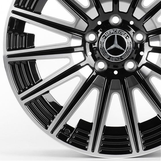 Литые диски 81752 Mercedes-Benz FC3176-DS329 18 J8 ET36 5x112 66.56 чёрный + полированные спицы: Фото 2