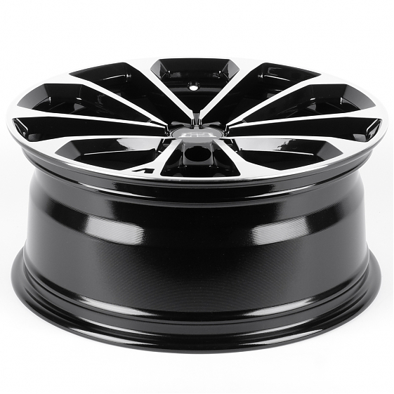 Литые диски 82374 Cadillac IVF3411 18 J8 ET32 5x115 70.3 чёрный глянцевый + полированные спицы: Фото 7